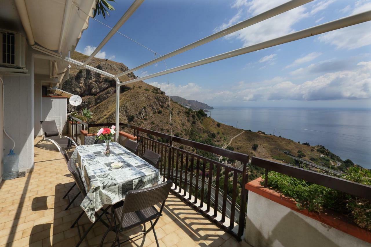 Olimpia'S House Lägenhet Taormina Exteriör bild